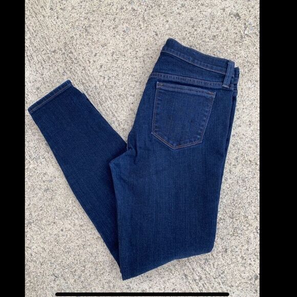 J.Crew Toothpick jeans. Size 30 - Picture 2 of 3